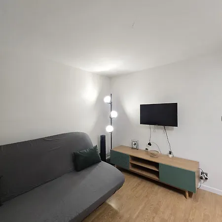 Apartment Cosy Metro Paris & Orly Villejuif